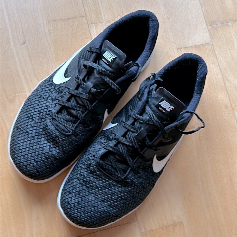 Men 11 Nike Metcon 4
